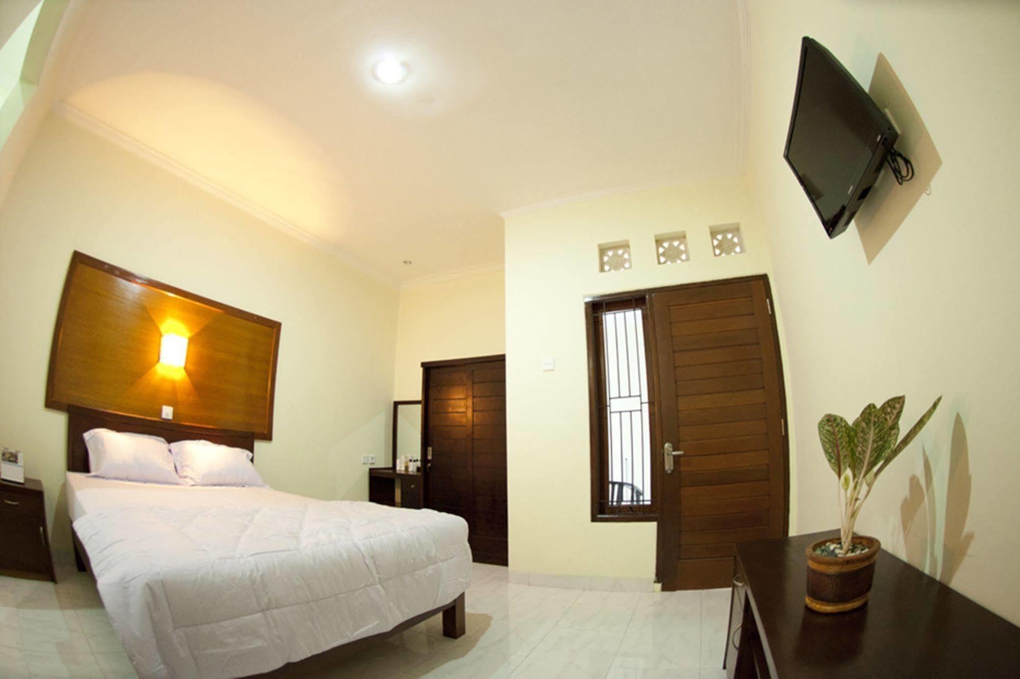 Teges Inn Kuta Kuta Lombok Esterno foto