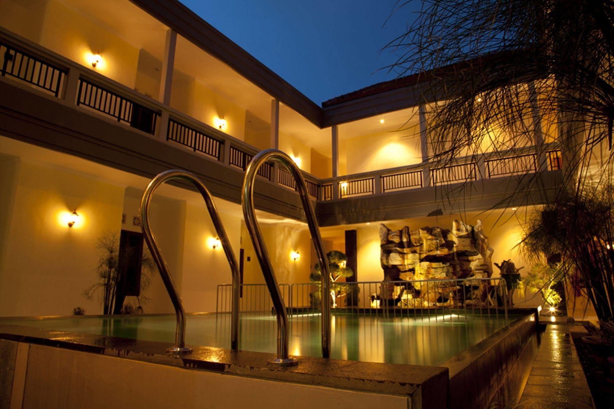 Teges Inn Kuta Kuta Lombok Esterno foto